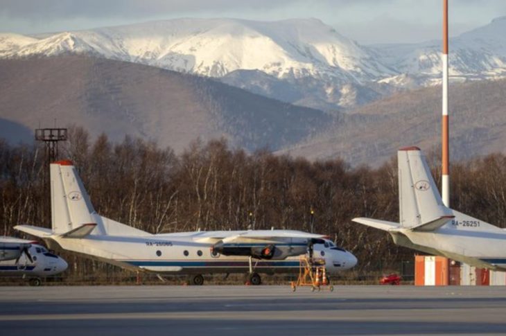 Confirman que avión reportado como desaparecido en Rusia se estrelló