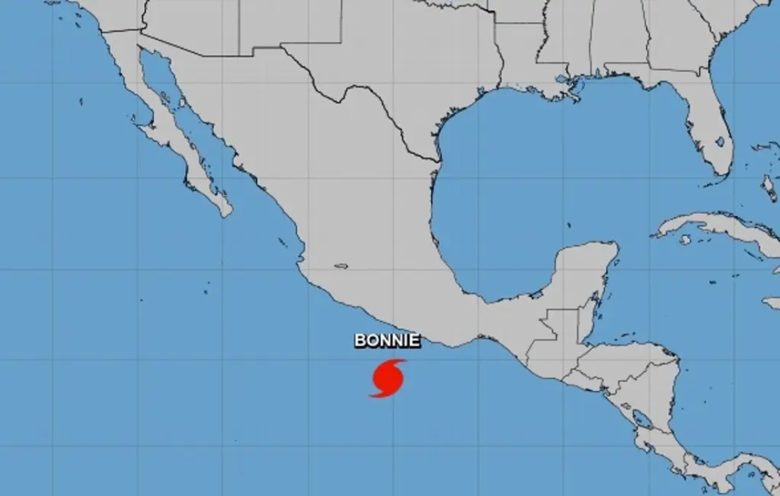 Huracán 'Bonnie' se intensifica a categoría 2